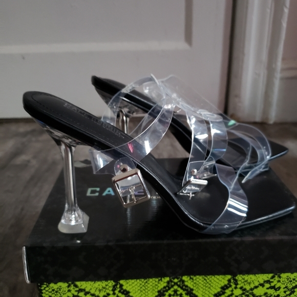 Square Toe Invisible Heels - Picture 4 of 4